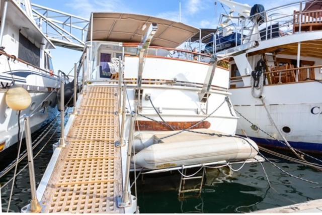 Hotel Charming Boat In Barcelona - Perfect Getaway Sant Adrià de Besòs Exterior foto